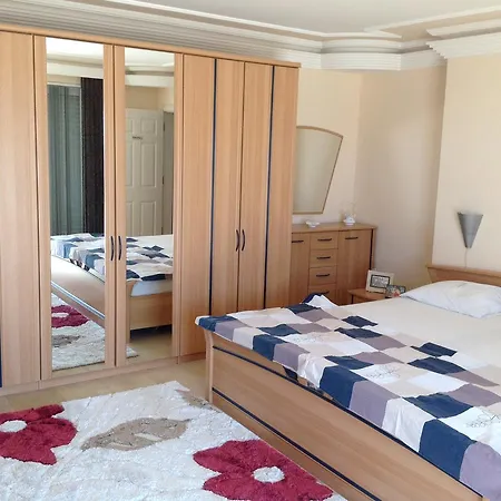 Lejlighed Holiday Village *